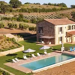 Casale Grottini 8, Emma Villa *