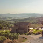 Casale Grottini 8, Emma *